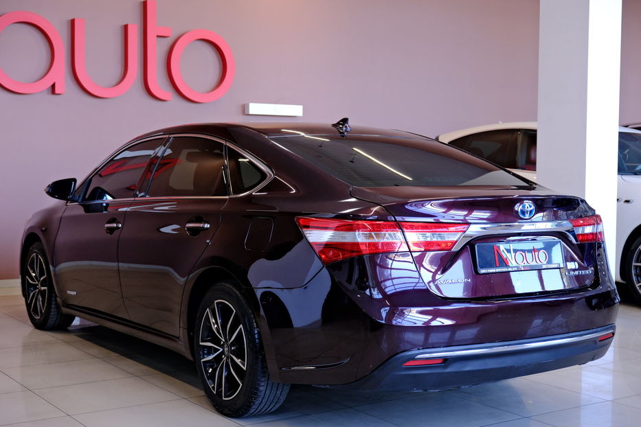 Продам Toyota Avalon Hybrid 2014 года в Одессе