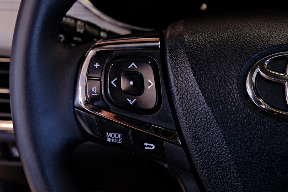Продам Toyota Avalon Hybrid 2014 года в Одессе