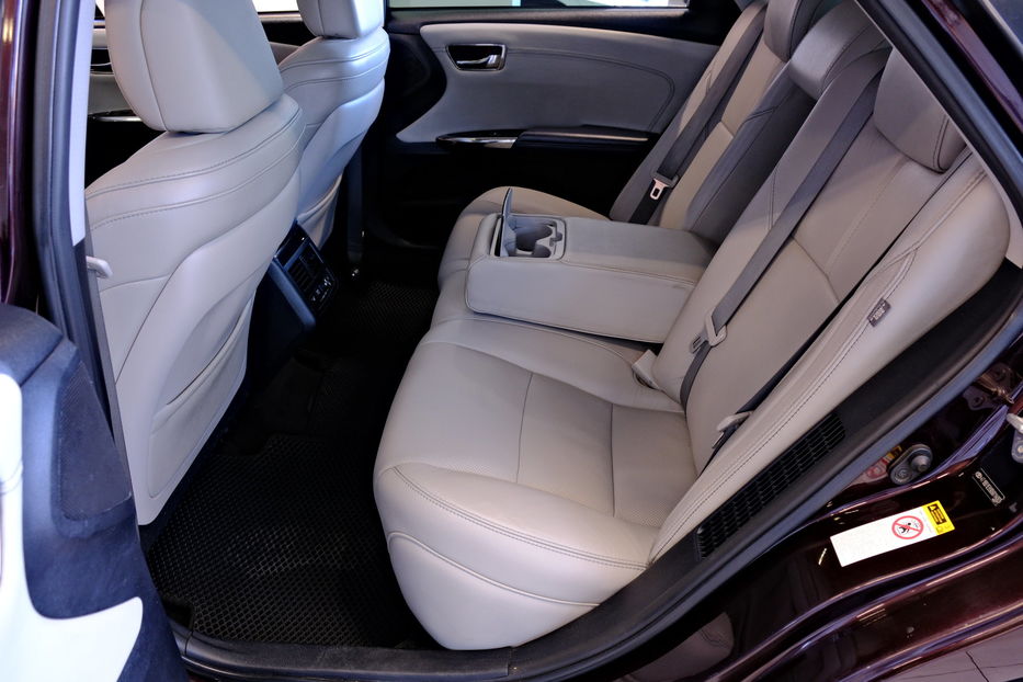 Продам Toyota Avalon Hybrid 2014 года в Одессе