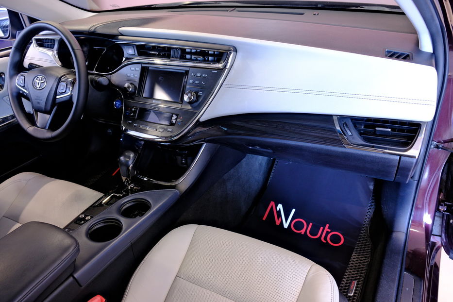 Продам Toyota Avalon Hybrid 2014 года в Одессе