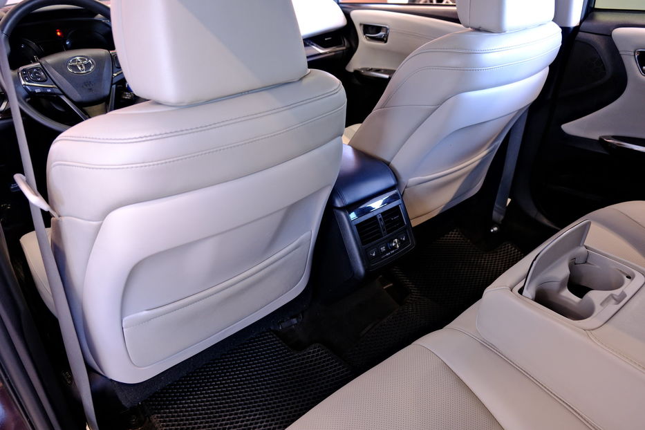 Продам Toyota Avalon Hybrid 2014 года в Одессе
