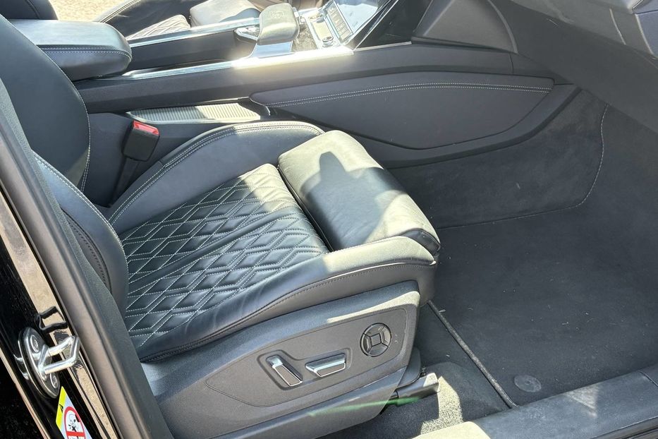 Продам Audi E-Tron E-TRON S 370KW S-LINE NE MALOV 2021 года в Львове