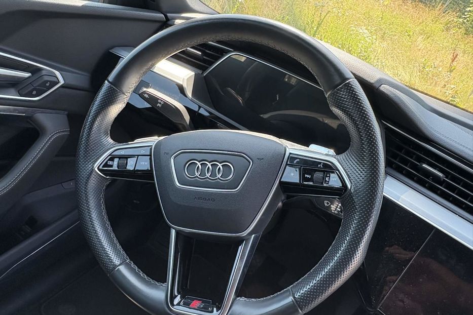 Продам Audi E-Tron E-TRON S 370KW S-LINE NE MALOV 2021 года в Львове