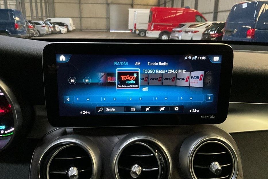 Продам Mercedes-Benz GLC-Class GLC300  2021 года в Львове