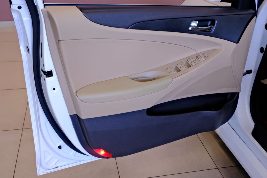 Продам Hyundai Sonata 2015 года в Одессе