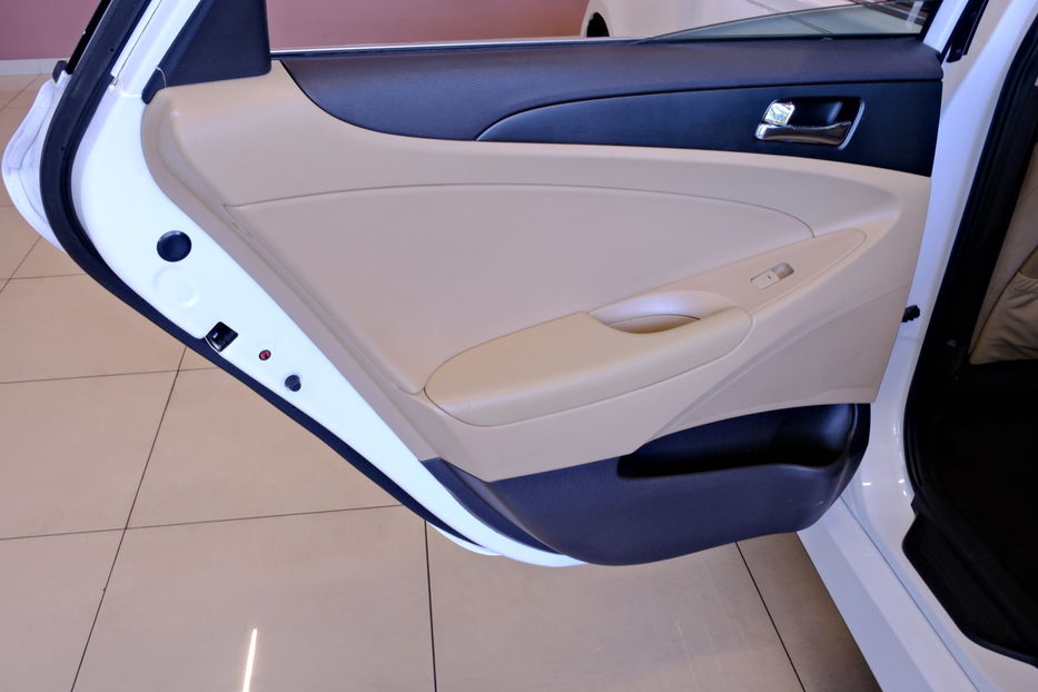 Продам Hyundai Sonata 2015 года в Одессе