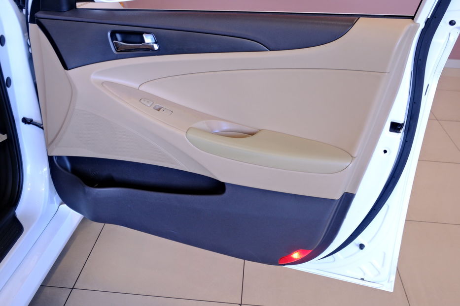 Продам Hyundai Sonata 2015 года в Одессе