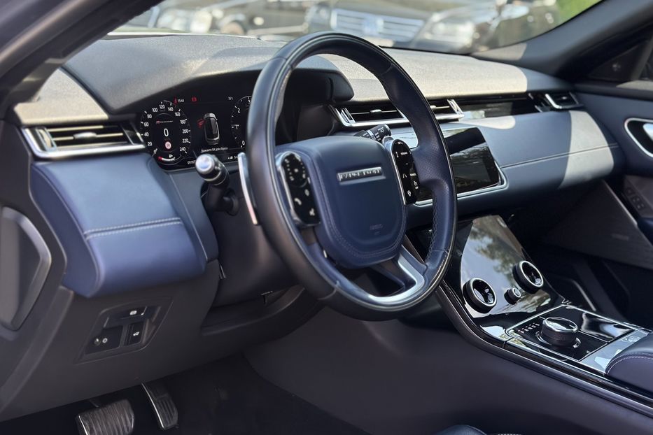 Продам Land Rover Velar  R-Dynamic 2019 года в Киеве
