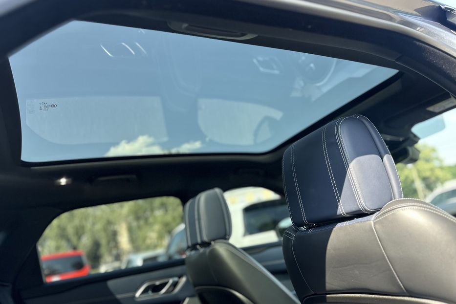 Продам Land Rover Velar  R-Dynamic 2019 года в Киеве