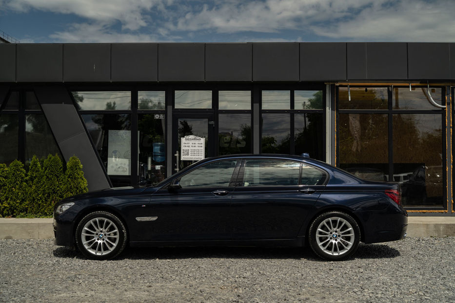Продам BMW 740 Ld Xdrive 2014 года в Черновцах