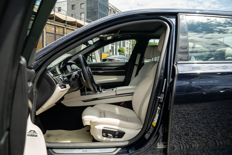 Продам BMW 740 Ld Xdrive 2014 года в Черновцах