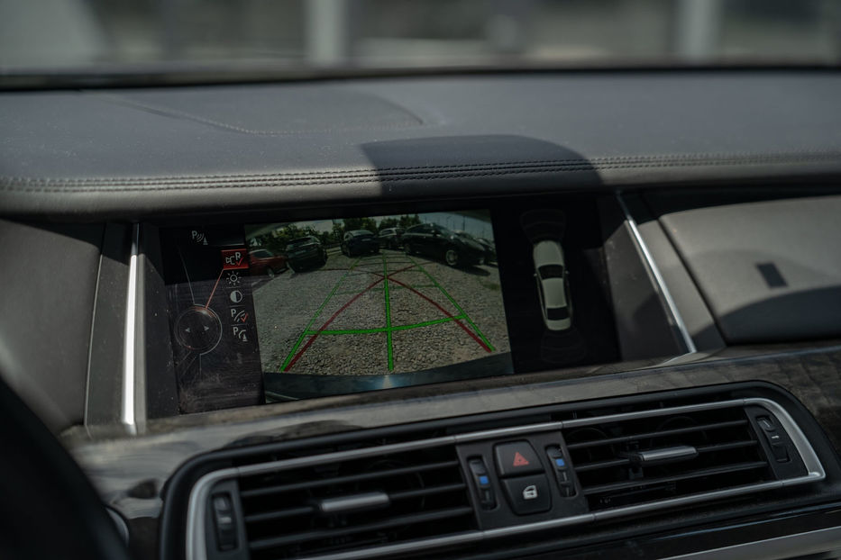Продам BMW 740 Ld Xdrive 2014 года в Черновцах