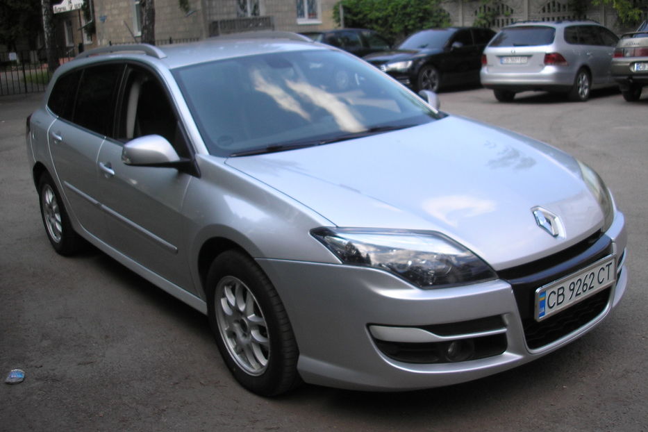 Продам Renault Laguna 1,5 dCi 2010 года в г. Нежин, Черниговская область