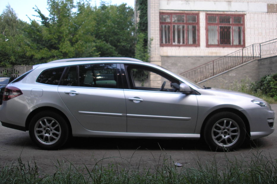 Продам Renault Laguna 1,5 dCi 2010 года в г. Нежин, Черниговская область