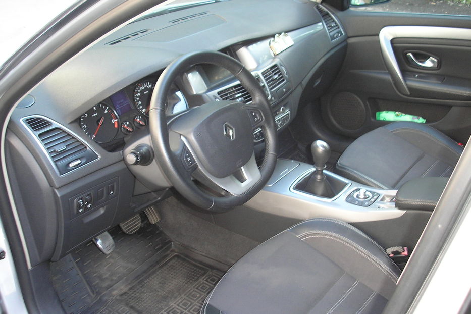 Продам Renault Laguna 1,5 dCi 2010 года в г. Нежин, Черниговская область