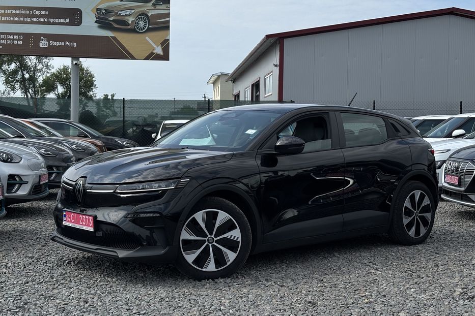Продам Renault Megane E-tech 2022 года в Львове