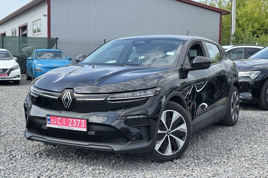 Продам Renault Megane E-tech 2022 года в Львове