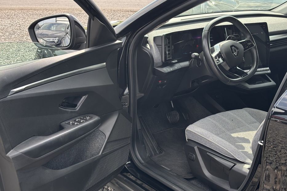 Продам Renault Megane E-tech 2022 года в Львове