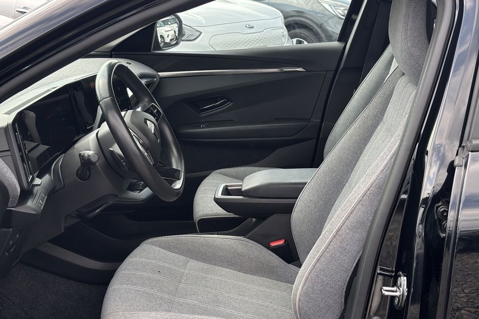 Продам Renault Megane E-tech 2022 года в Львове