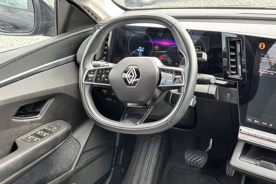 Продам Renault Megane E-tech 2022 года в Львове