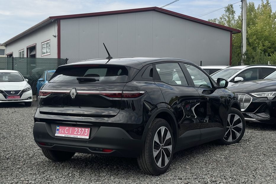Продам Renault Megane E-tech 2022 года в Львове