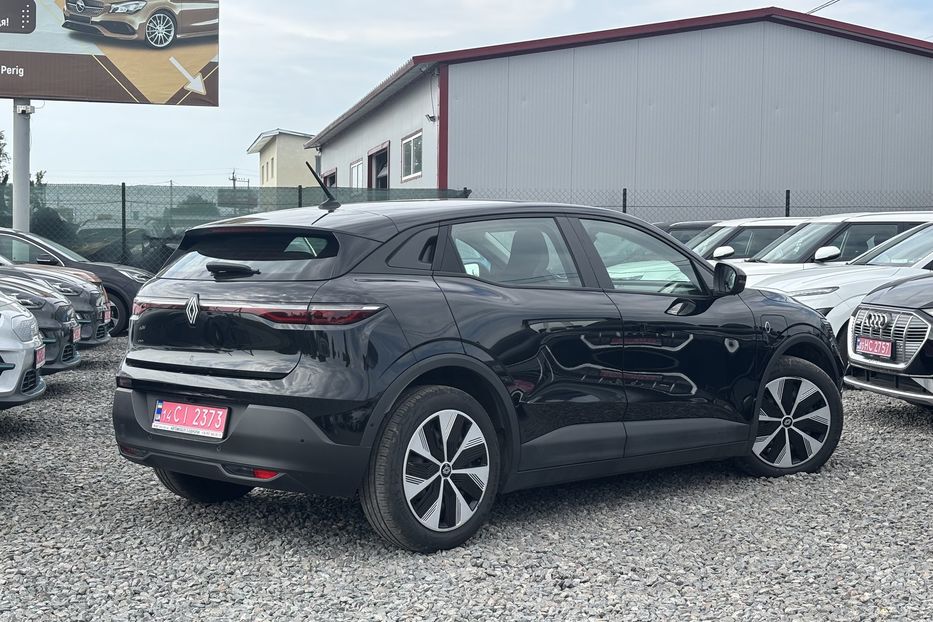 Продам Renault Megane E-tech 2022 года в Львове