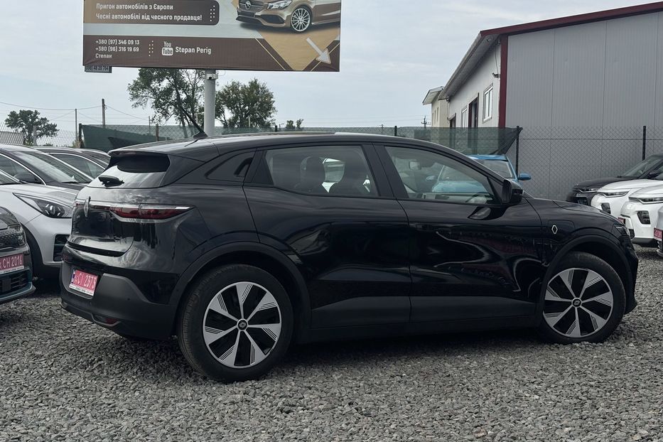 Продам Renault Megane E-tech 2022 года в Львове