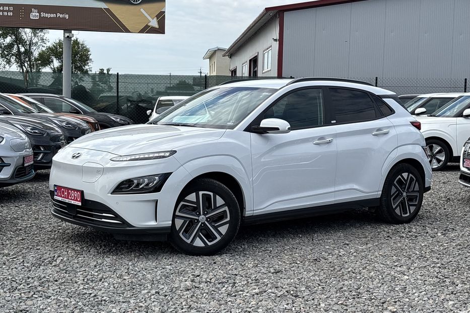 Продам Hyundai Kona 64КВТ 2021 года в Львове
