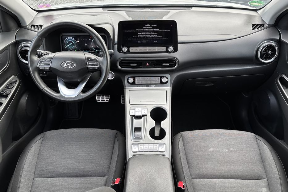 Продам Hyundai Kona 64КВТ 2021 года в Львове