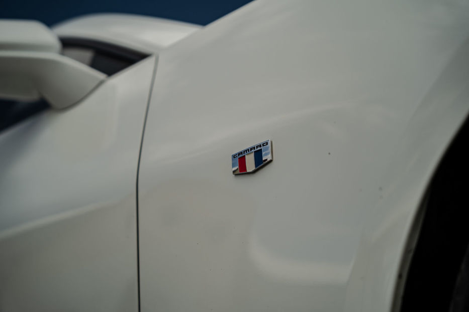 Продам Chevrolet Camaro RS 2016 года в Черновцах