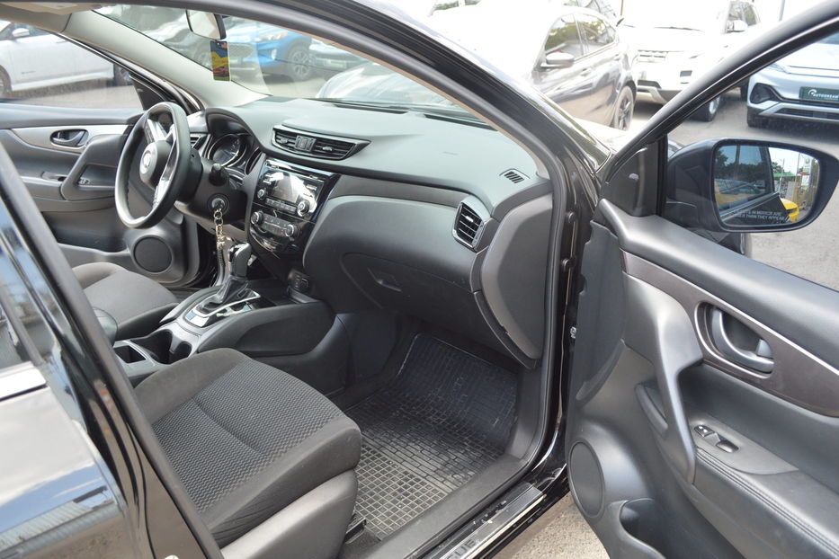 Продам Nissan Rogue Sport 2018 года в Одессе