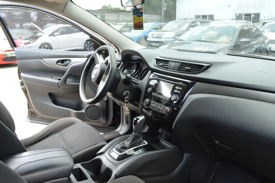 Продам Nissan Rogue Sport 2018 года в Одессе