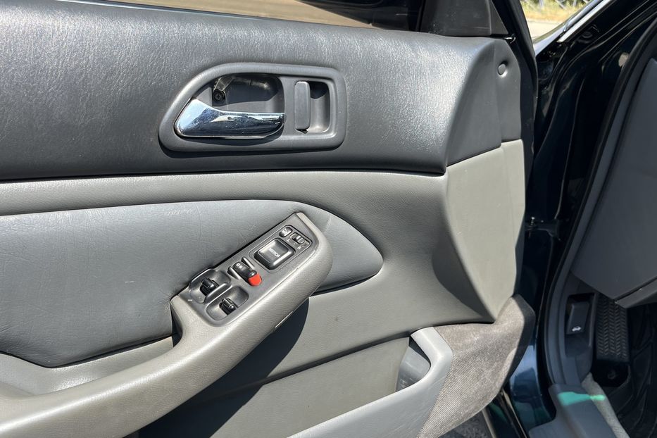 Продам Honda Accord 2,2i ES 1994 года в Николаеве