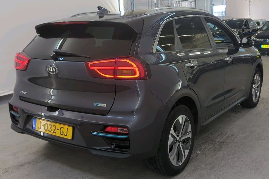 Продам Kia Niro 64kWh ExecutiveLine v2191 2020 года в Луцке