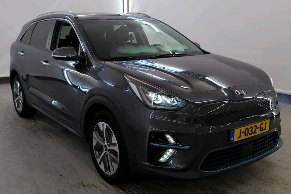 Продам Kia Niro 64kWh ExecutiveLine v2191 2020 года в Луцке