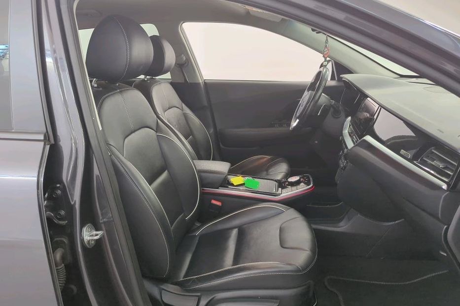 Продам Kia Niro 64kWh ExecutiveLine v2191 2020 года в Луцке