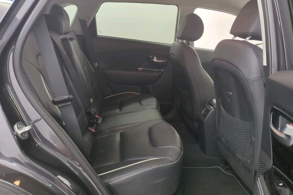 Продам Kia Niro 64kWh ExecutiveLine v2191 2020 года в Луцке