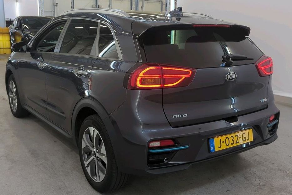 Продам Kia Niro 64kWh ExecutiveLine v2191 2020 года в Луцке