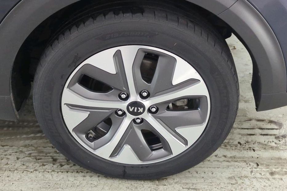 Продам Kia Niro  64.8kWh ExecutiveLine v7423 2020 года в Луцке