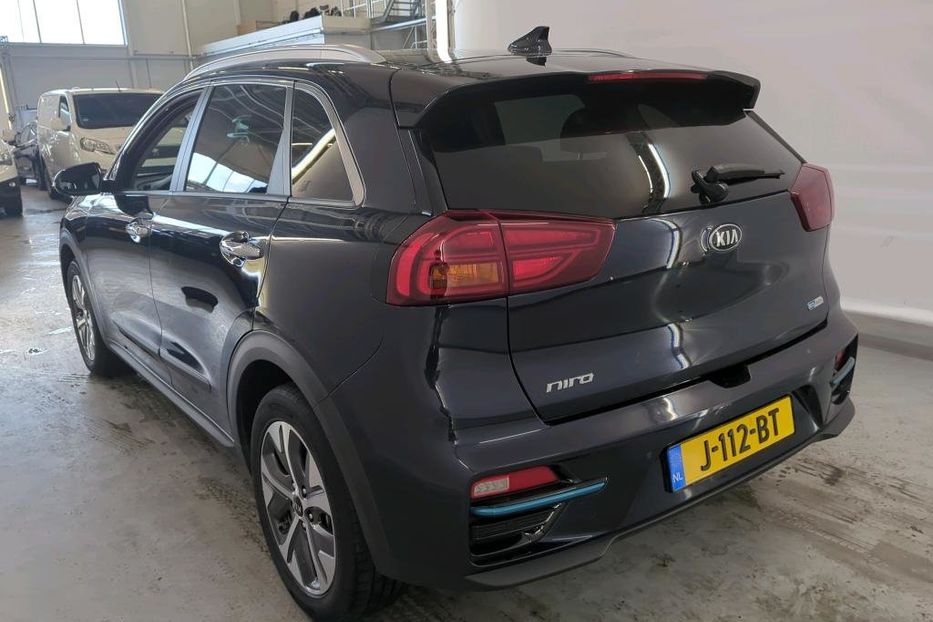 Продам Kia Niro  64.8kWh ExecutiveLine v7423 2020 года в Луцке