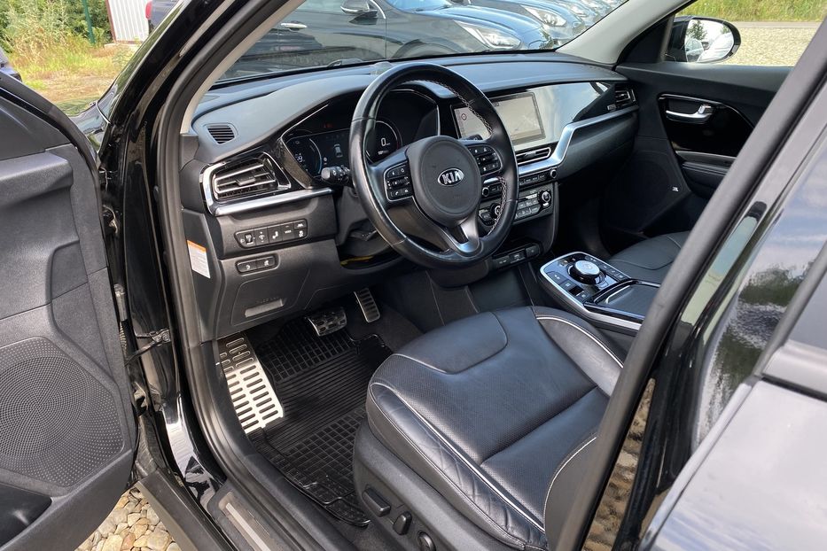 Продам Kia Niro 64 kWh Макс. комплектація Люк 2020 года в Львове