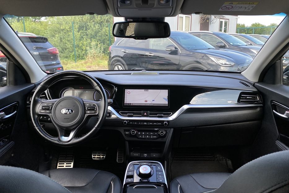 Продам Kia Niro 64 kWh Макс. комплектація Люк 2020 года в Львове