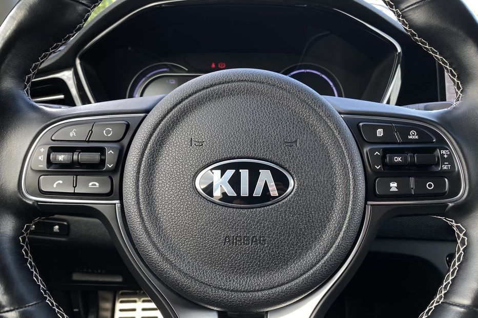 Продам Kia Niro 64 kWh Макс. комплектація Люк 2020 года в Львове