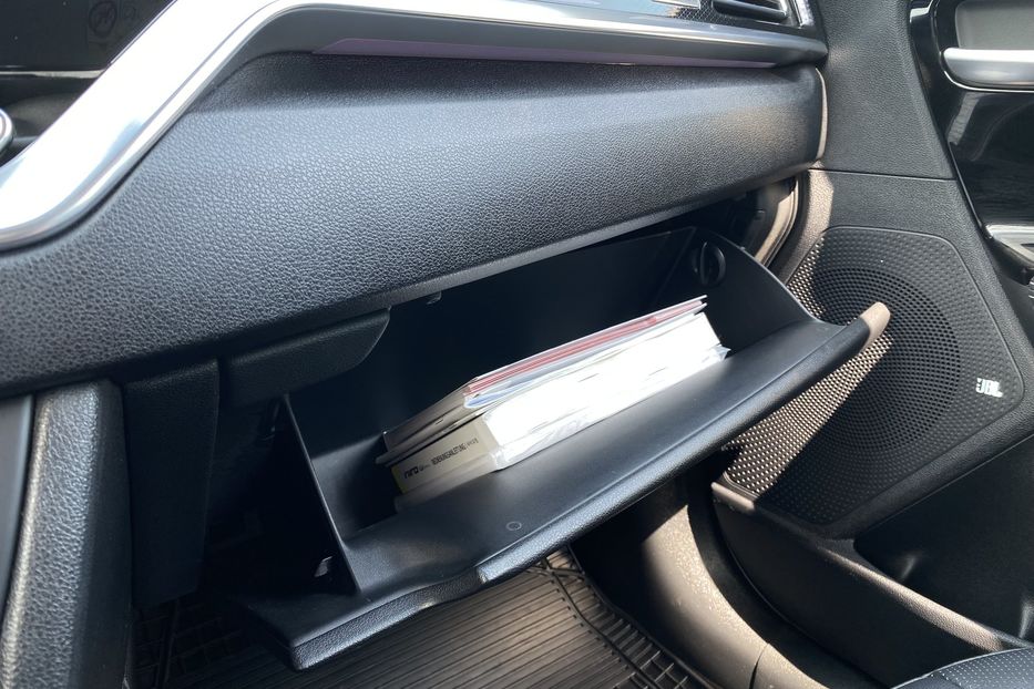Продам Kia Niro 64 kWh Макс. комплектація Люк 2020 года в Львове