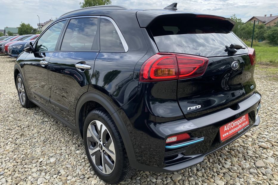 Продам Kia Niro 64 кВт Макс. комплектація 2020 года в Львове