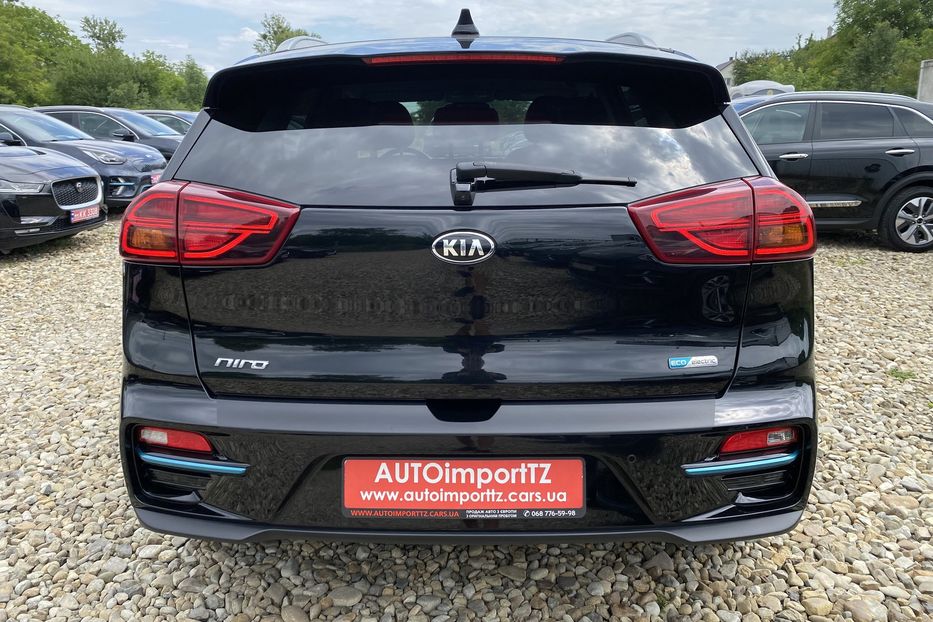 Продам Kia Niro 64 кВт Макс. комплектація 2020 года в Львове