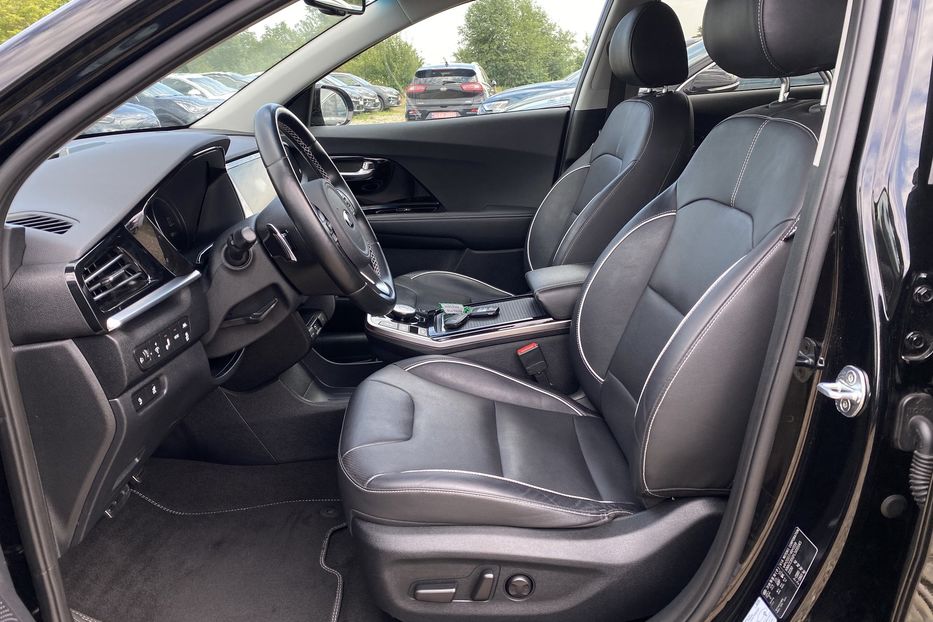 Продам Kia Niro 64 кВт Макс. комплектація 2020 года в Львове