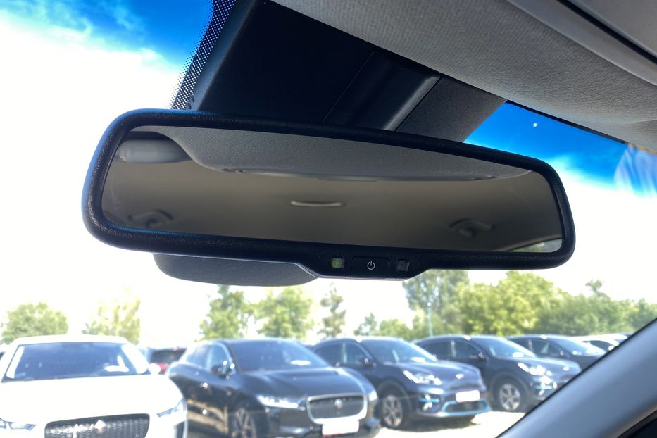 Продам Kia Niro 64 кВт Макс. комплектація 2020 года в Львове
