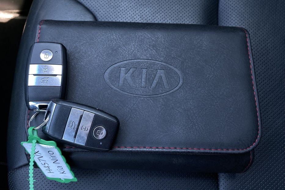 Продам Kia Niro 64 кВт Макс. комплектація 2020 года в Львове