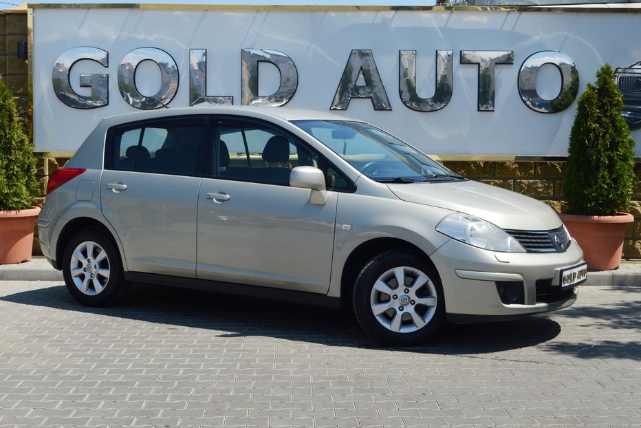 Продам Nissan TIIDA 2008 года в Одессе